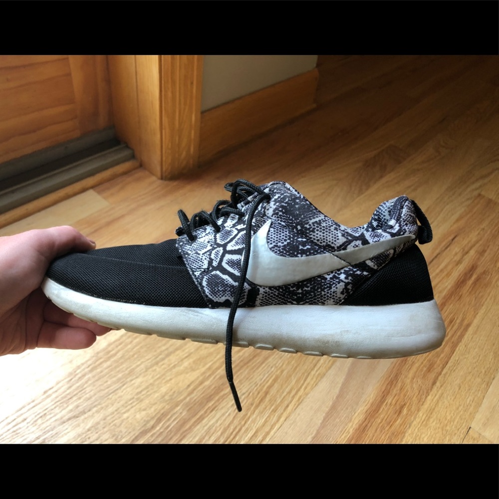 Nike black Roche shoe  (cheetah print)